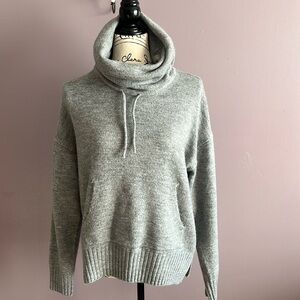 Grey Sweater Size Medium EUC
